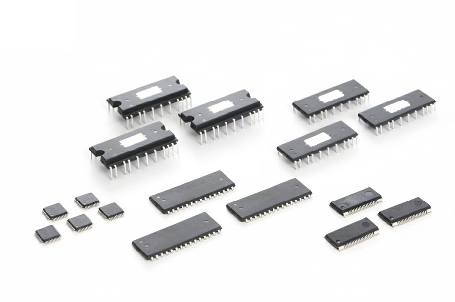 製品：高耐圧モーター駆動用IC